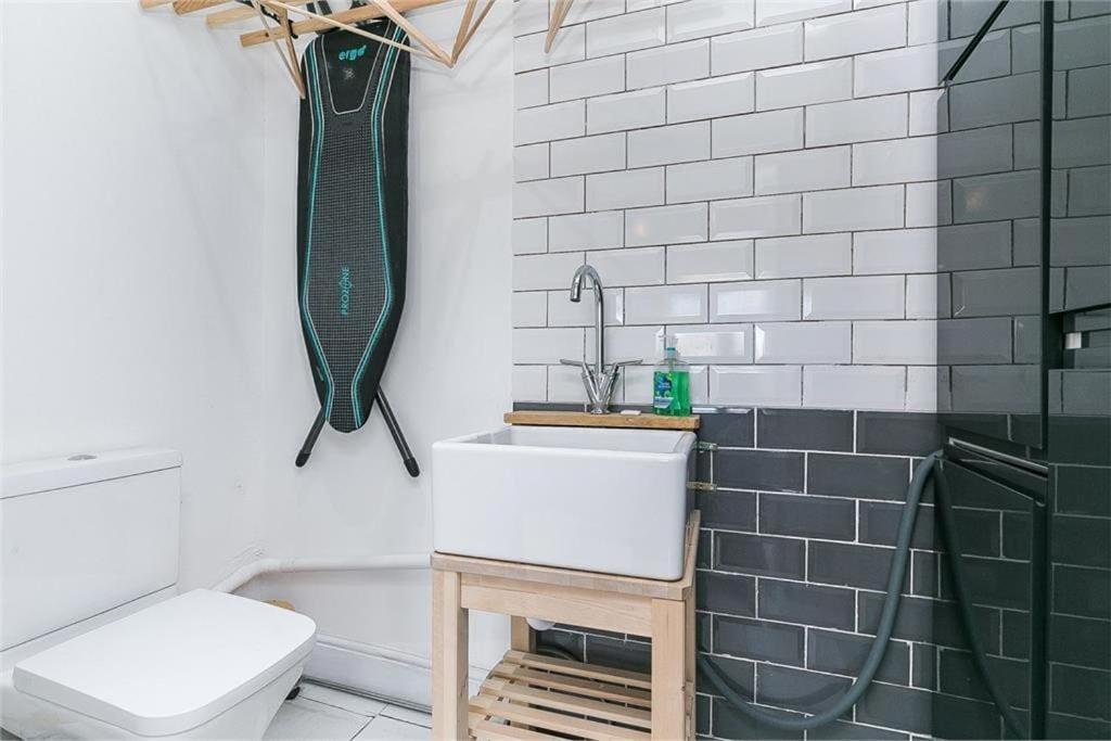 Dreghorn House 4 Bedrooms 3 Toilets 3 Reception Free Parking 233 Mbp Wifi Эдинбург Экстерьер фото